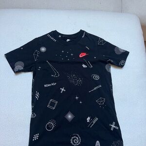 Nike Kids Black and Red Graphic Tee